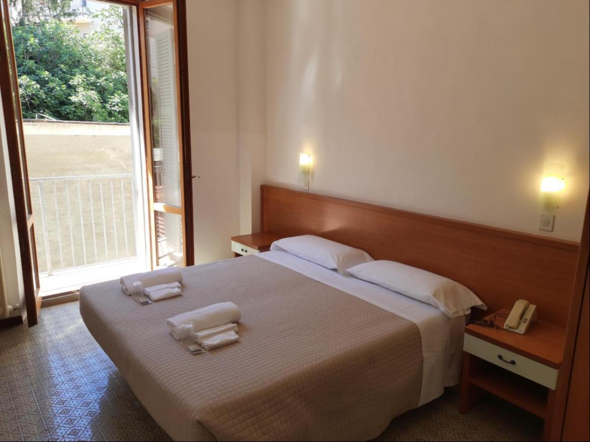 Albergo Italia Анкона Экстерьер фото