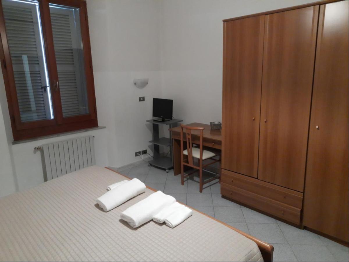 Albergo Italia Анкона Экстерьер фото
