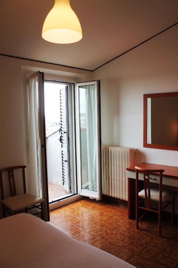 Albergo Italia Анкона Экстерьер фото
